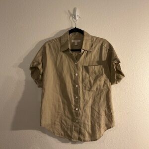 Banana Republic Button Up Resort Shirt